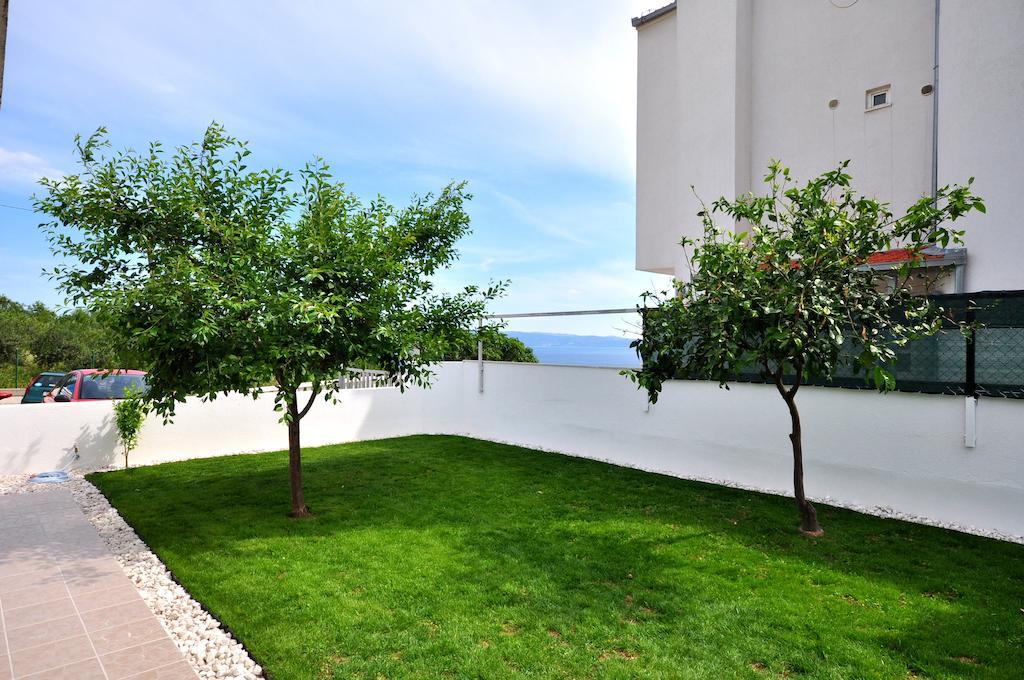Apartments Ivano Split Exterior foto