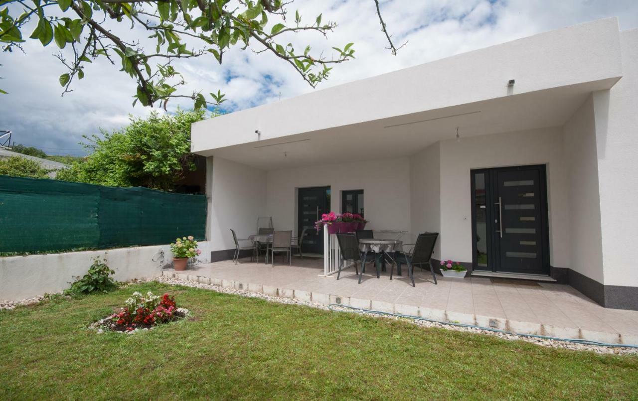 Apartments Ivano Split Exterior foto